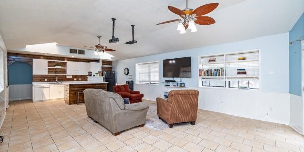 Listing image 121194-0